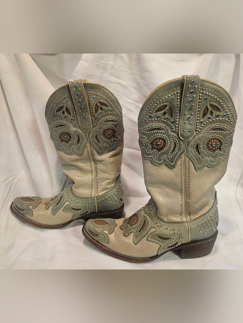 J.B. Dillon Women's Western Boots in Light Sage and Tan.  Size 8.5 Cowboy Boots